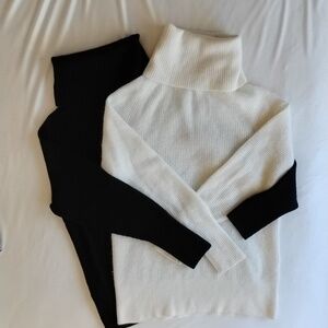 SET of 2 Quince Baby Alpaca Turtleneck Sweaters S Cream Black
